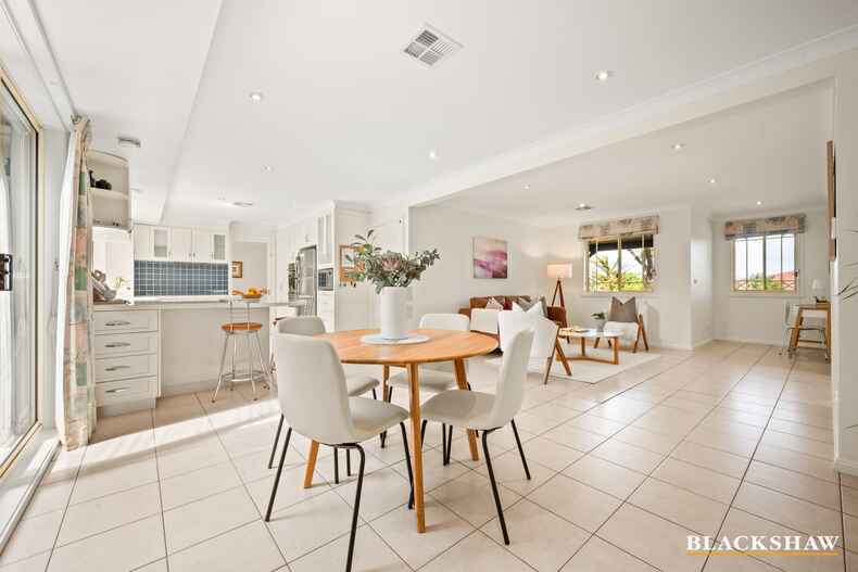 3 Kilgour Place Isaacs