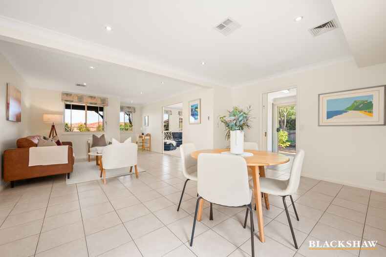 3 Kilgour Place Isaacs