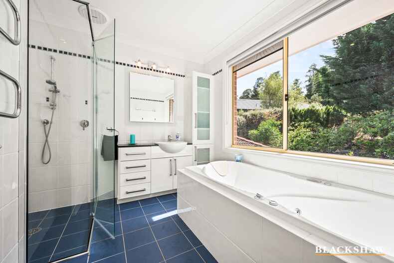 3 Kilgour Place Isaacs