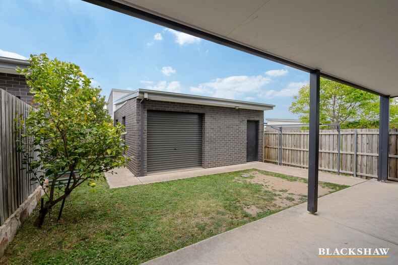 16 Finemore Street Coombs 16 Finemore Street Coombs