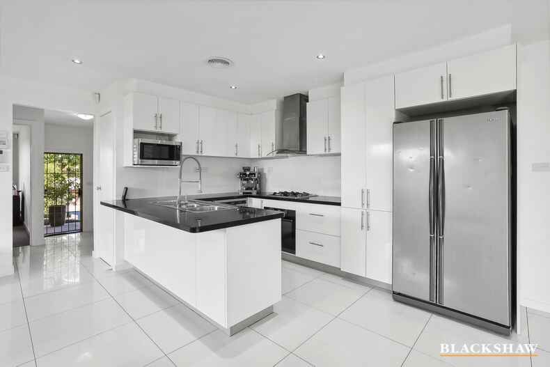 17 Marcus Faunce Street Macgregor