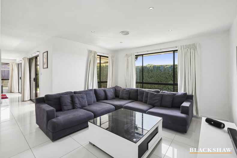 17 Marcus Faunce Street Macgregor