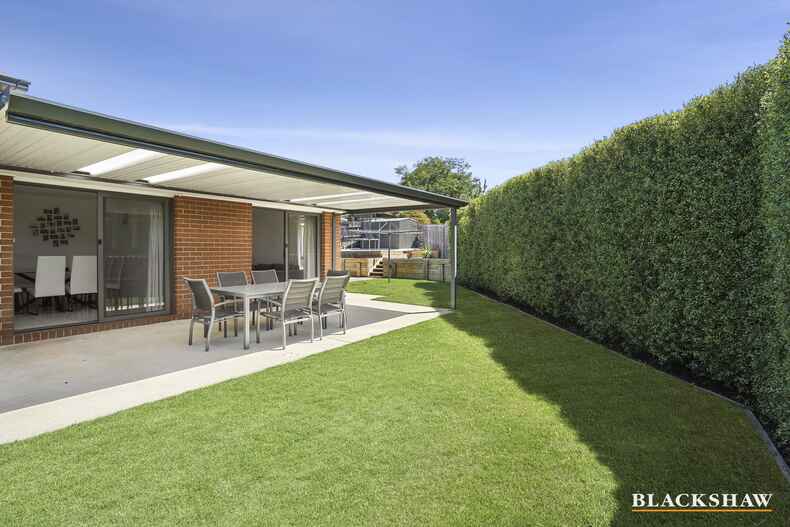 17 Marcus Faunce Street Macgregor