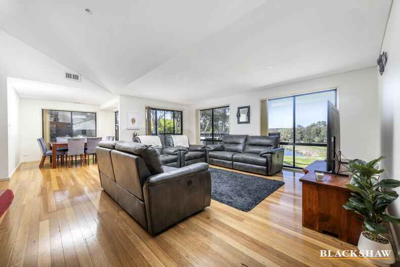 24 Counihan Court Dunlop