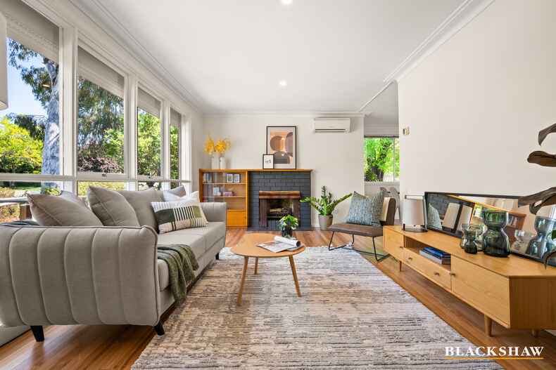 61 MacAlister Crescent Curtin 61 MacAlister Crescent Curtin