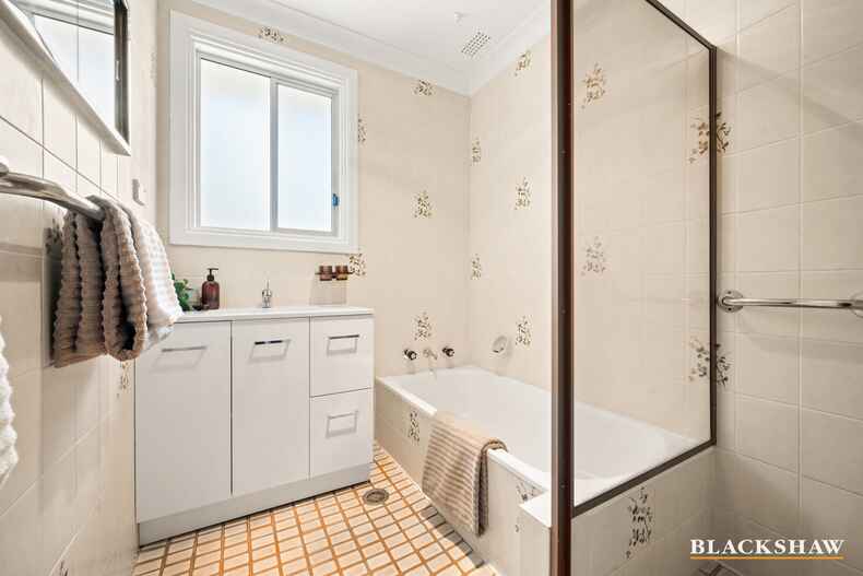 61 MacAlister Crescent Curtin 61 MacAlister Crescent Curtin