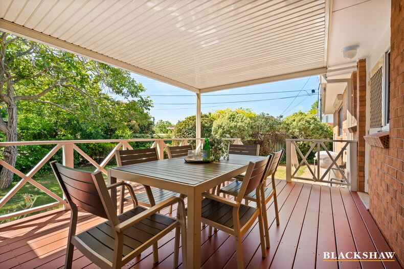 61 MacAlister Crescent Curtin 61 MacAlister Crescent Curtin