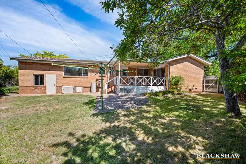 61 MacAlister Crescent Curtin 61 MacAlister Crescent Curtin