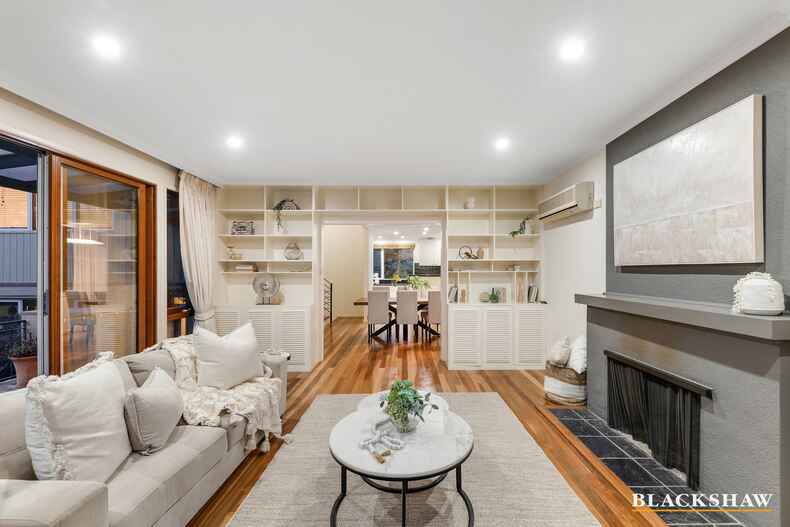 2 Arnhem Place Red Hill