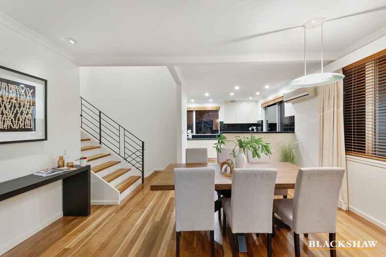 2 Arnhem Place Red Hill