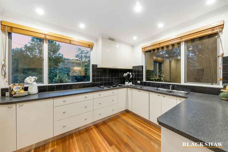 2 Arnhem Place Red Hill