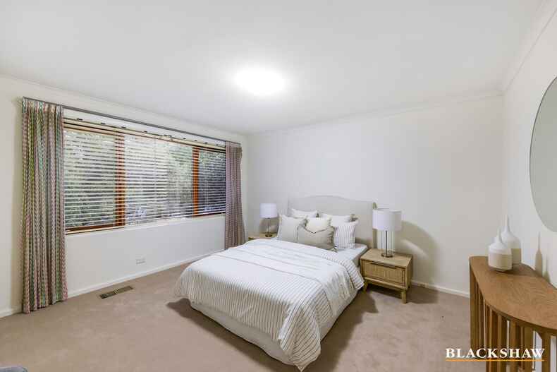 2 Arnhem Place Red Hill