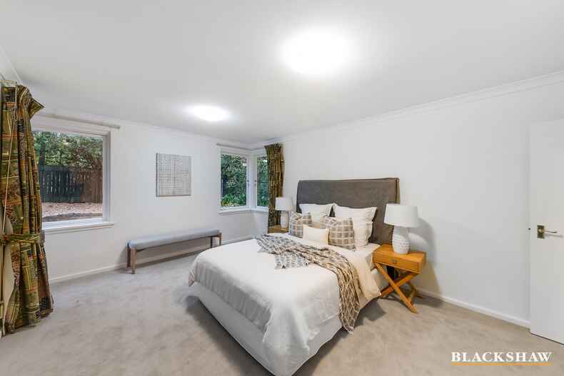 2 Arnhem Place Red Hill