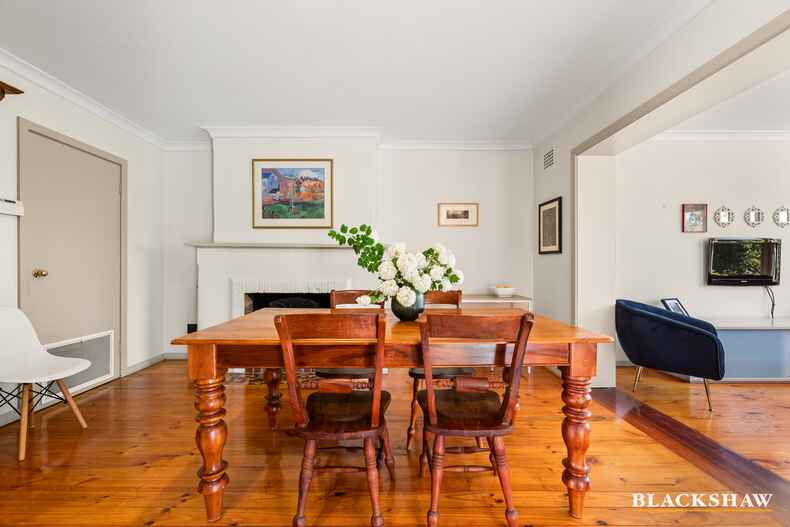 8 Hamilton Row Yarralumla 8 Hamilton Row Yarralumla