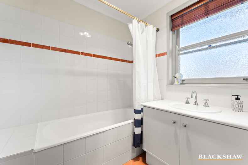 8 Hamilton Row Yarralumla 8 Hamilton Row Yarralumla