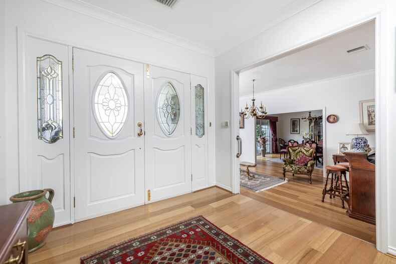 6 Karawatha Place O'Malley 6 Karawatha Place O'Malley