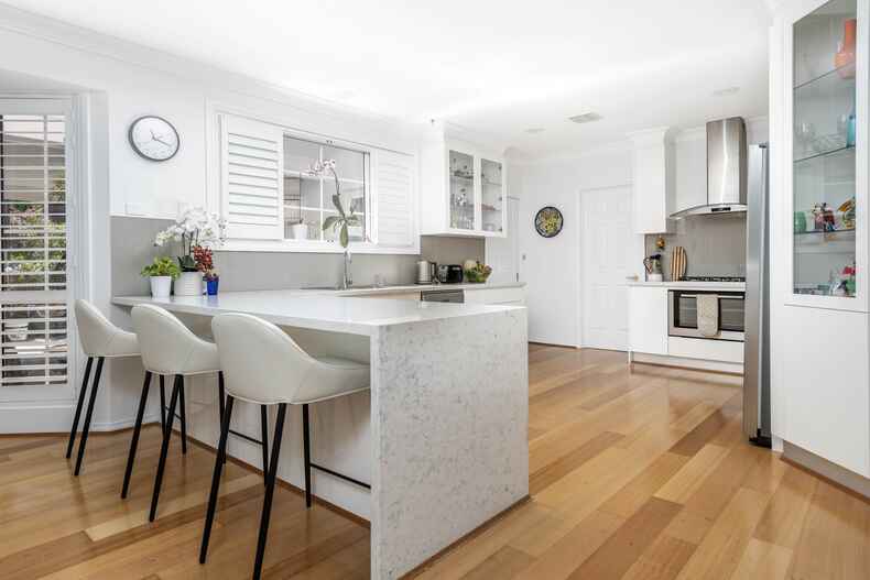 6 Karawatha Place O'Malley 6 Karawatha Place O'Malley