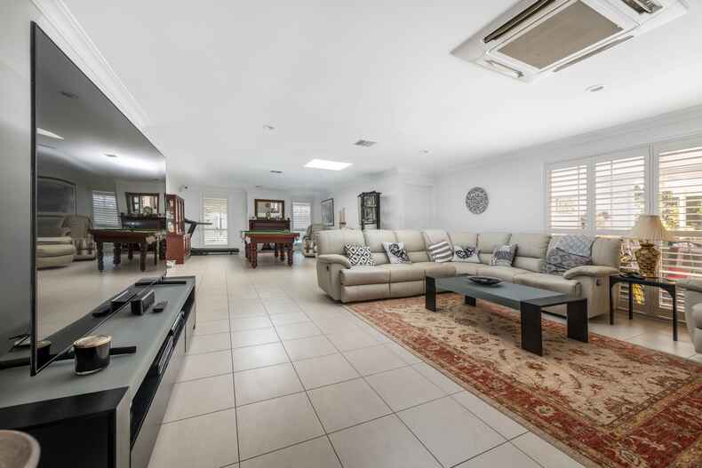 6 Karawatha Place O'Malley 6 Karawatha Place O'Malley