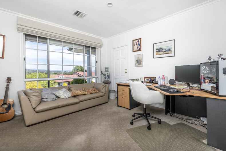 6 Karawatha Place O'Malley 6 Karawatha Place O'Malley