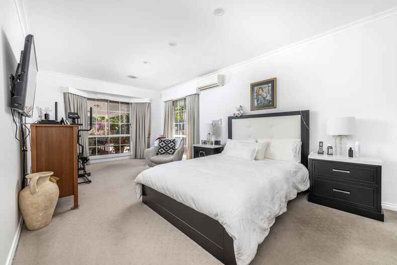 6 Karawatha Place O'Malley 6 Karawatha Place O'Malley