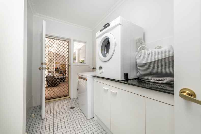 6 Karawatha Place O'Malley 6 Karawatha Place O'Malley