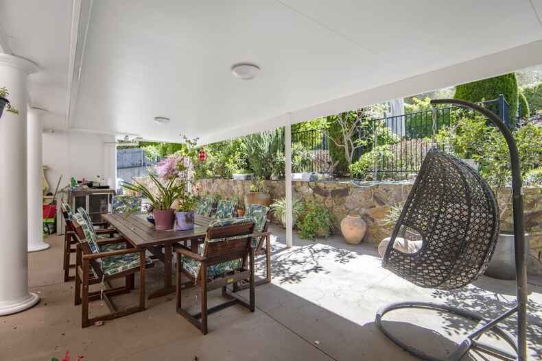 6 Karawatha Place O'Malley 6 Karawatha Place O'Malley