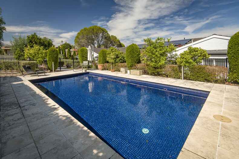 6 Karawatha Place O'Malley 6 Karawatha Place O'Malley