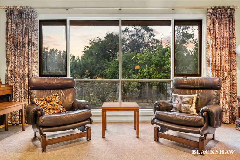 4 Coral Place Campbell