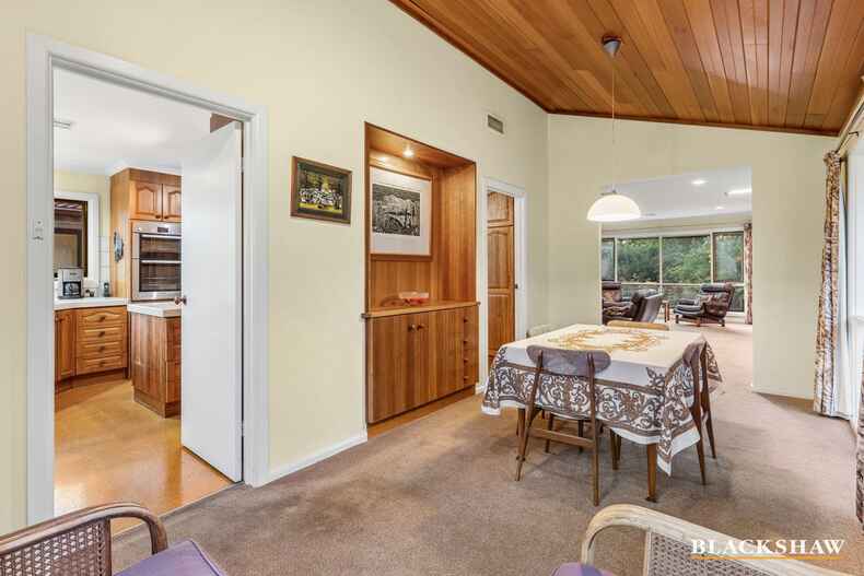 4 Coral Place Campbell