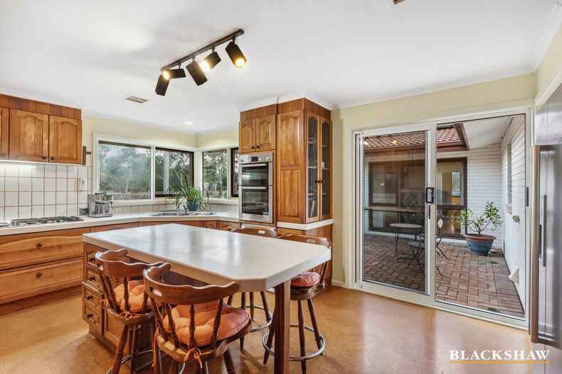 4 Coral Place Campbell