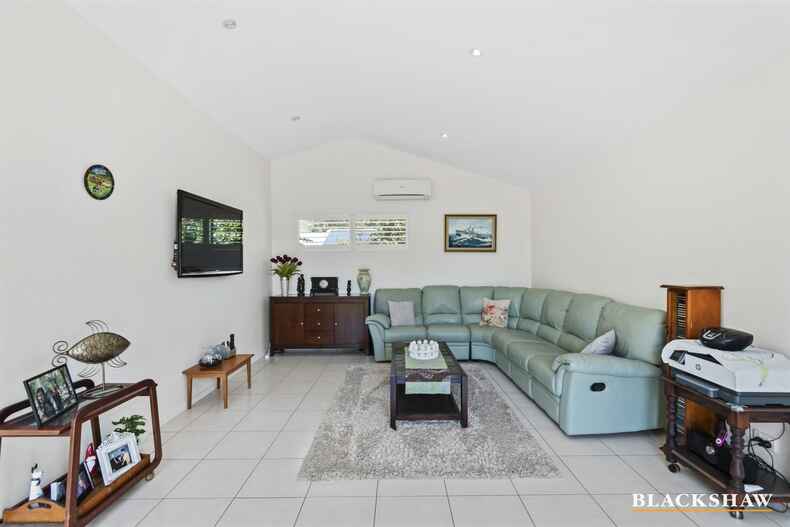 6 Barbara Crescent Denhams Beach 6 Barbara Crescent Denhams Beach