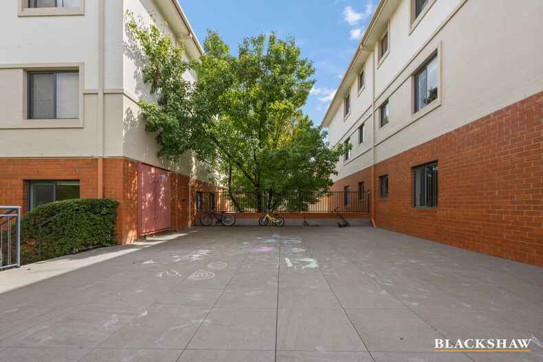21/21 Ijong Street Braddon