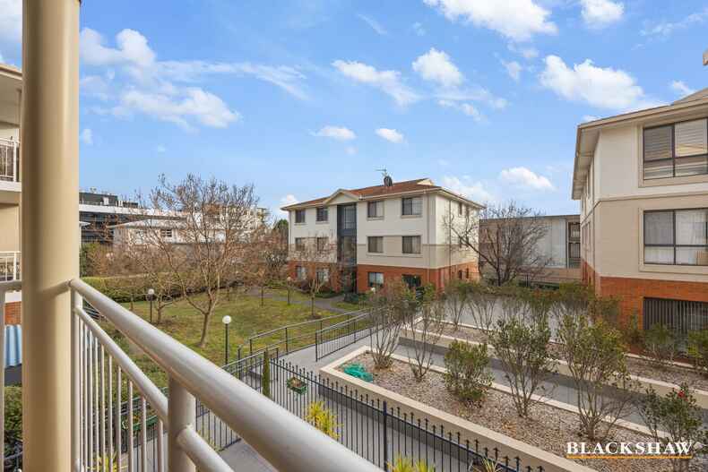 21/21 Ijong Street Braddon