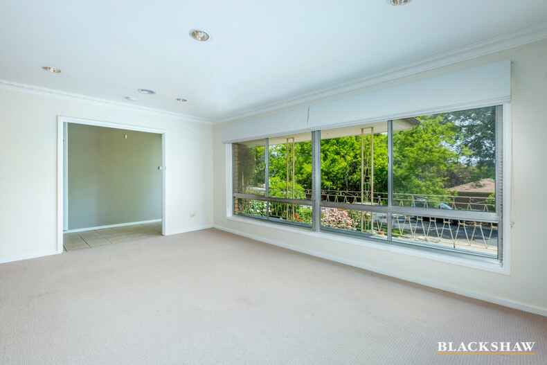 8 Laycock Place Holt