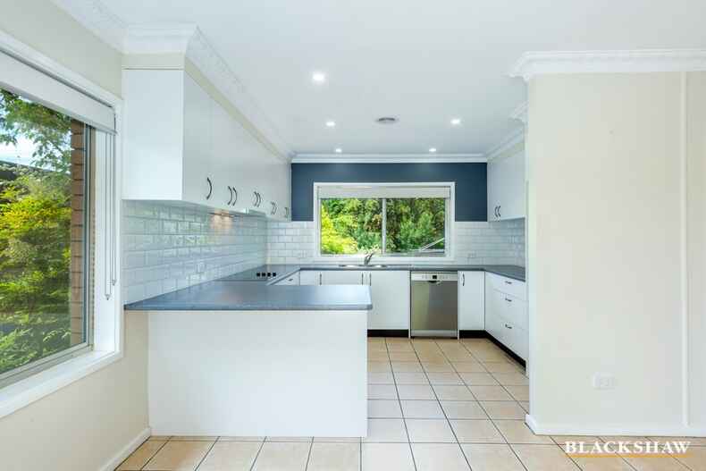 8 Laycock Place Holt