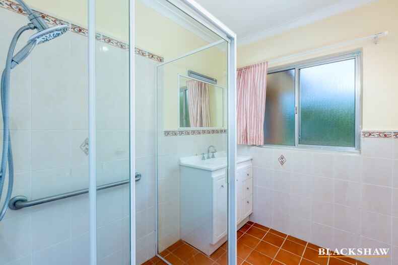 8 Laycock Place Holt