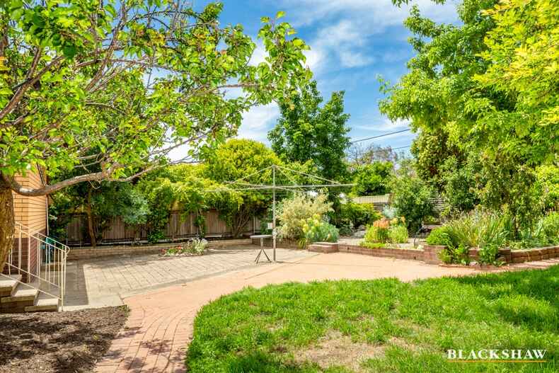 8 Laycock Place Holt