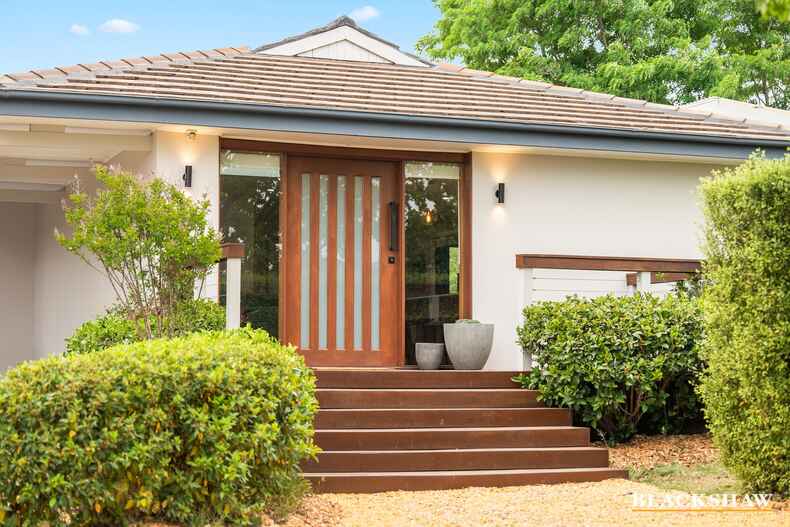 28 Chillagoe Street Fisher 28 Chillagoe Street Fisher