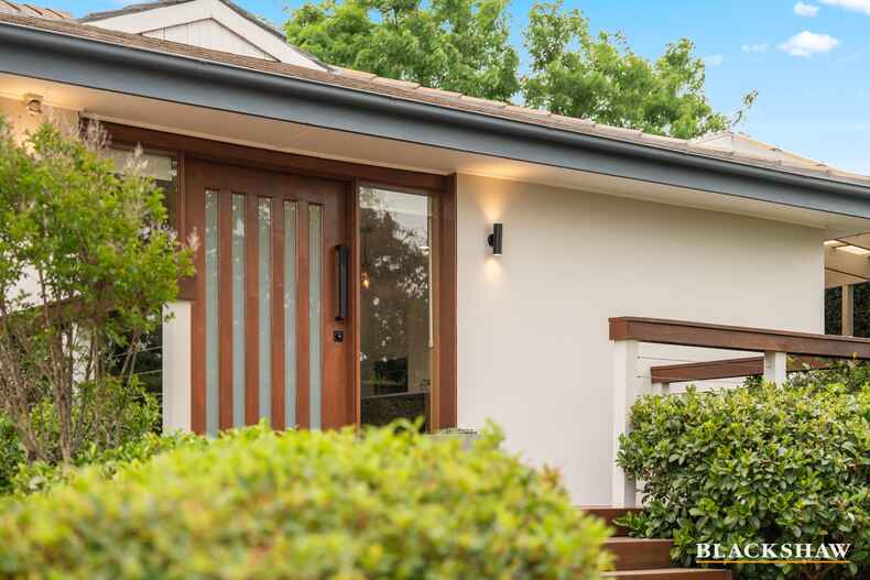 28 Chillagoe Street Fisher 28 Chillagoe Street Fisher