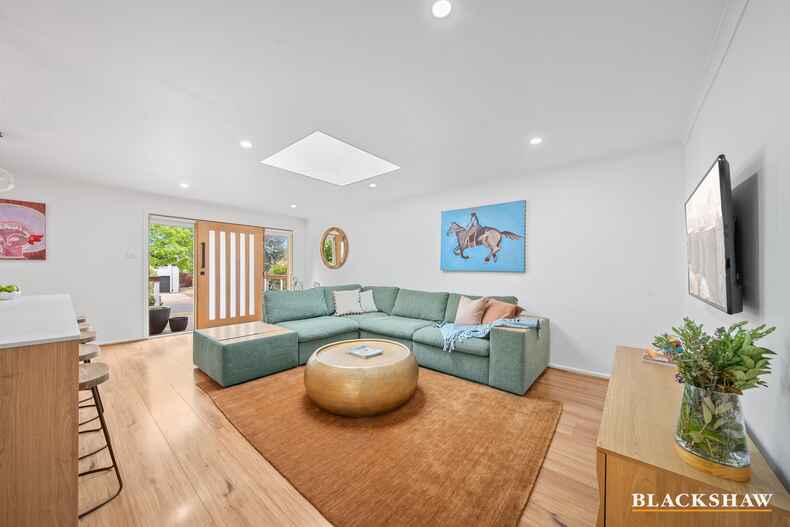 28 Chillagoe Street Fisher 28 Chillagoe Street Fisher