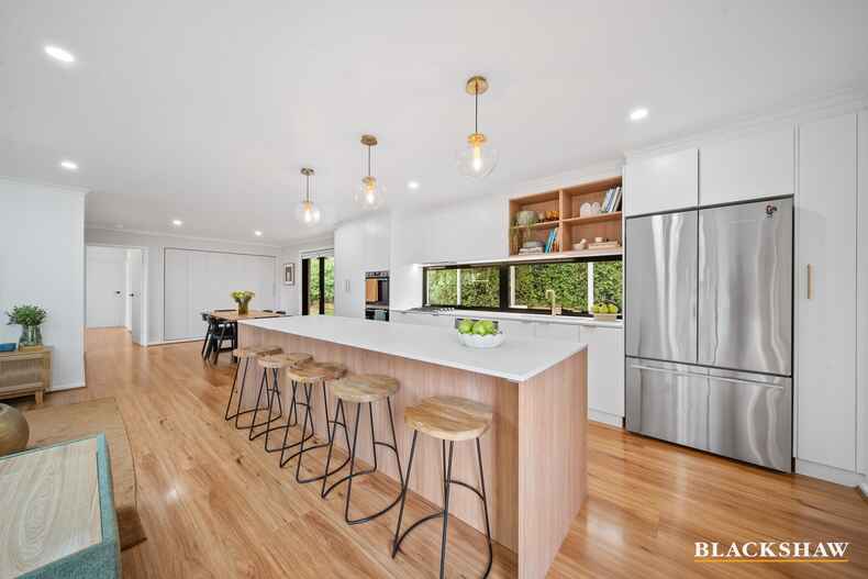 28 Chillagoe Street Fisher 28 Chillagoe Street Fisher