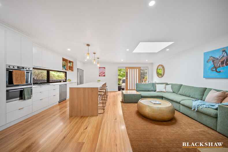 28 Chillagoe Street Fisher 28 Chillagoe Street Fisher