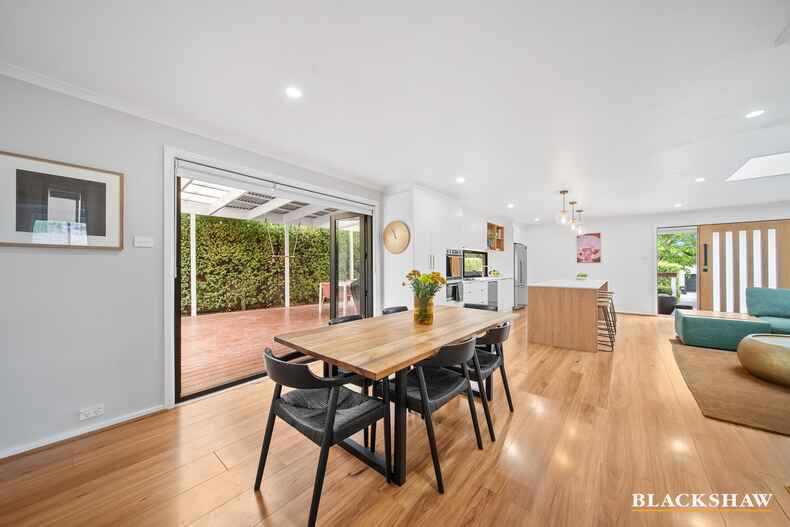28 Chillagoe Street Fisher 28 Chillagoe Street Fisher