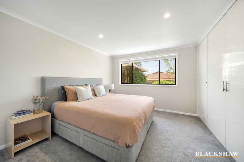 28 Chillagoe Street Fisher 28 Chillagoe Street Fisher