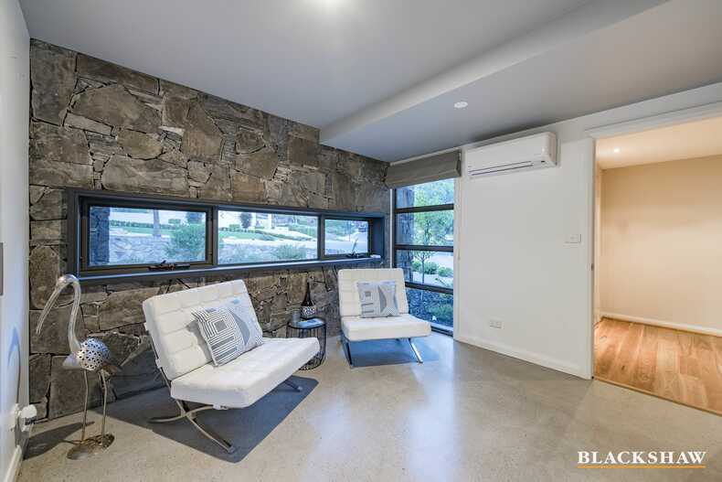 8 Barrigan Place Jerrabomberra