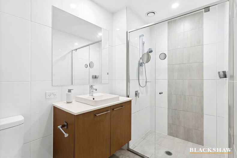 7/7 Irving Street Phillip