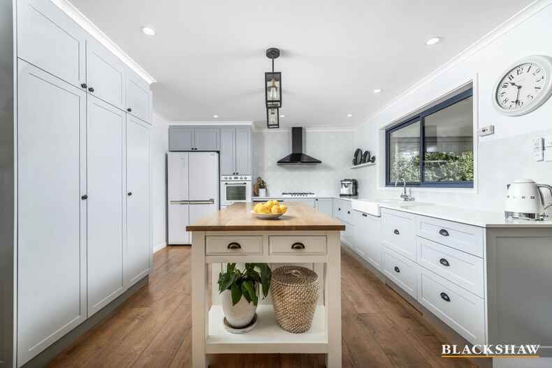 7 Lander Crescent Amaroo 7 Lander Crescent Amaroo