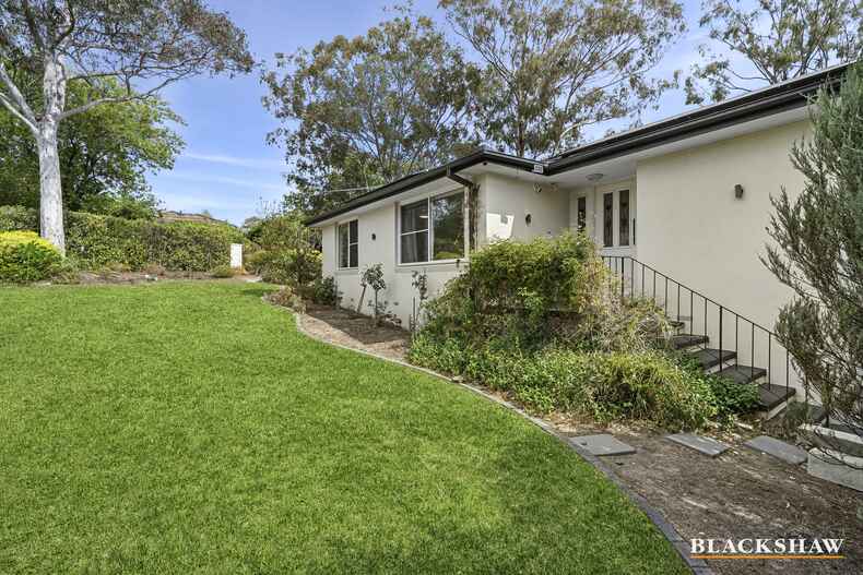 2 Strehlow Place Flynn