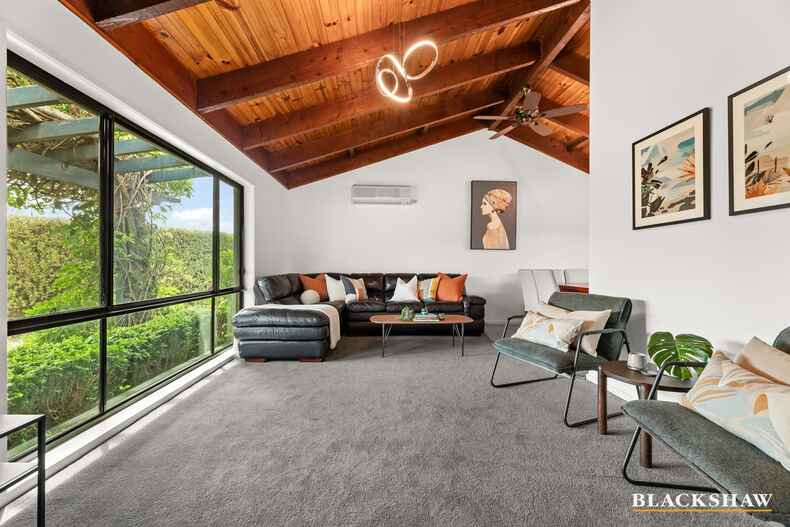 13 Wedgwood Close Chisholm