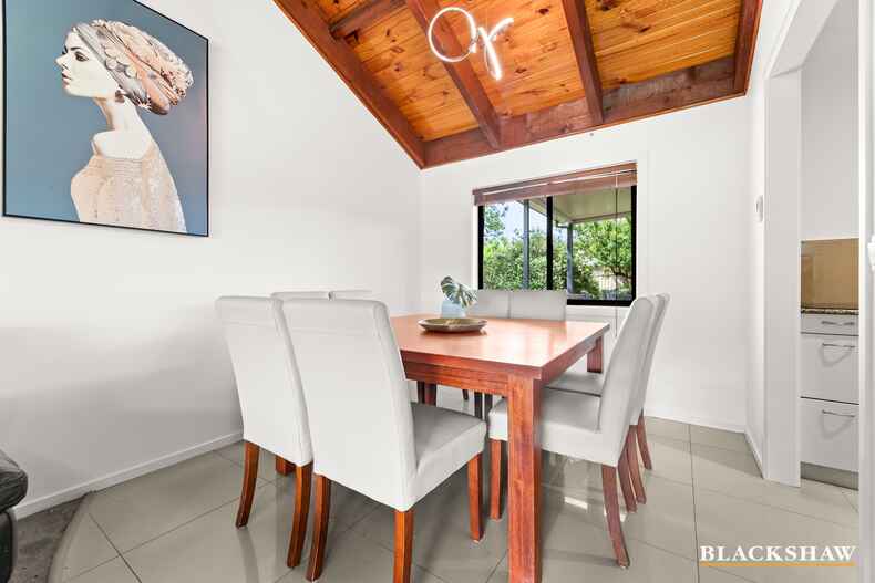 13 Wedgwood Close Chisholm